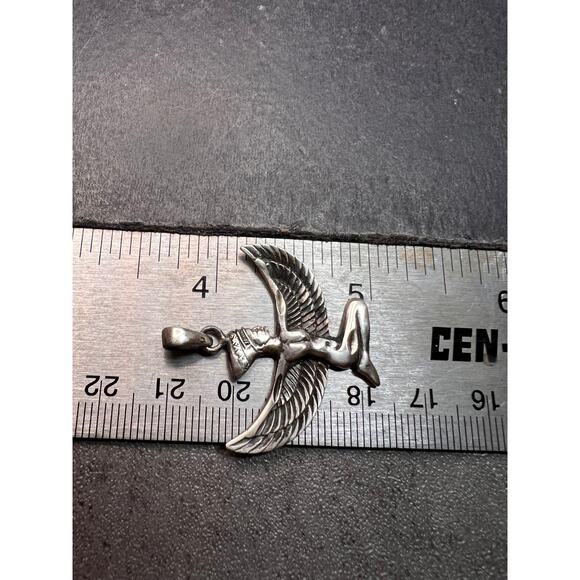 Vintage Sterling Silver Isis Goddess Pendant – Winged Egyptian Protection Amulet - Picture 8 of 9